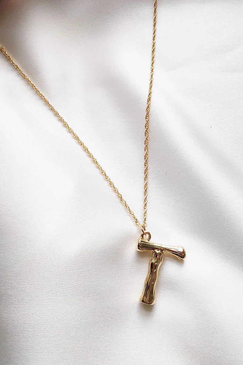 Initial Necklace P-t