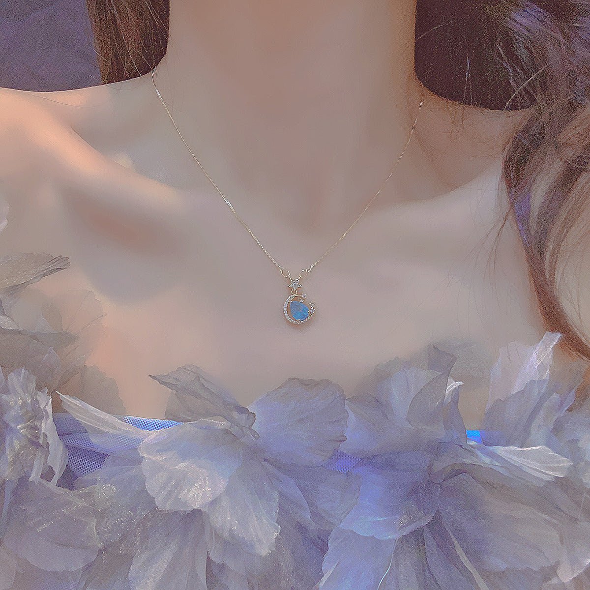 Miley Blue Gem Necklace