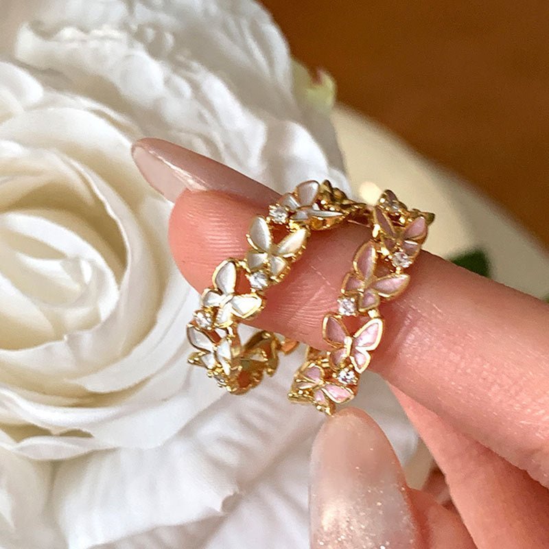 Fluttermist Ring in White