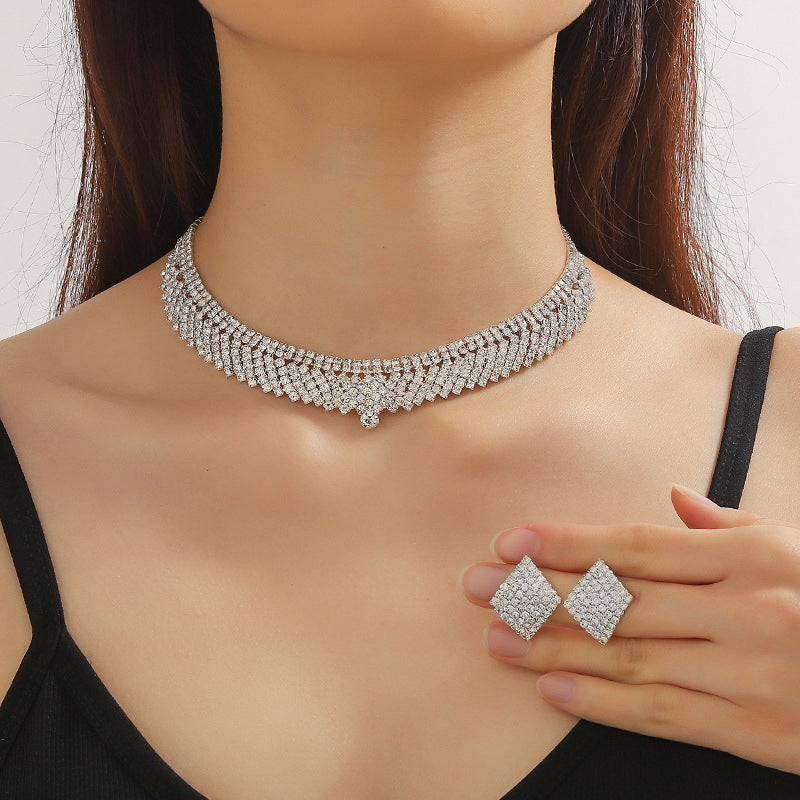 Simplicity Patchwork (with Necklaces & Earrings)