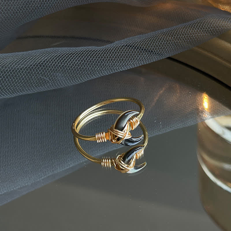 Buddha Stones Natural Tridacna Stone Moon 14k Gold Blessing Ring