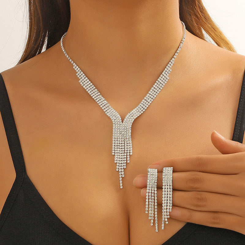 Simplicity Formal Patchwork Tassel (with Necklaces & Earrings)