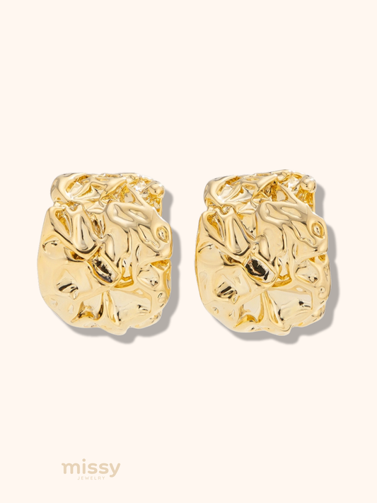 Vaani Pleated C-hoop Earrings