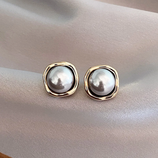 Black Pearl Earrings