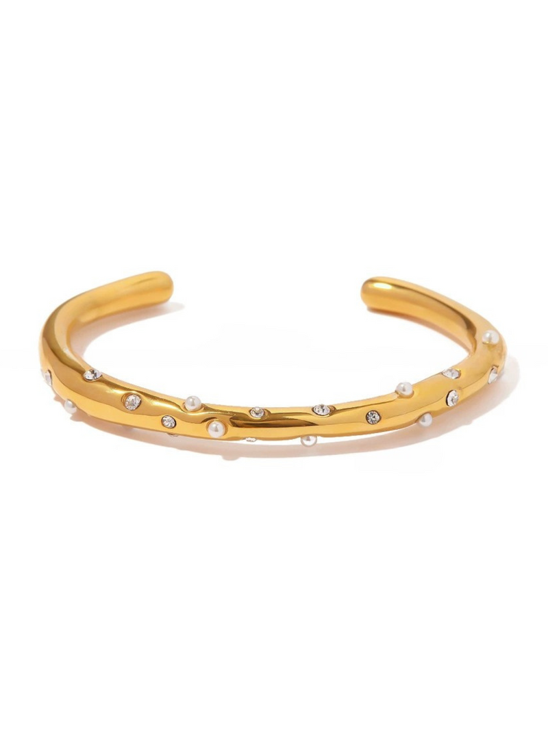 Eiliyah Pearl Cuff Bracelet