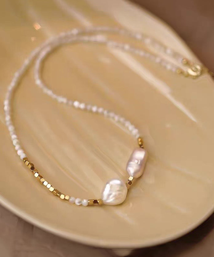 White Alloy Pearl Gratuated Bead Necklace