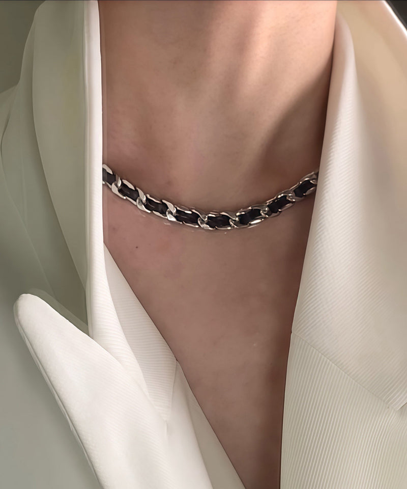 Black Leather Strap Adjustable Tungsten Steel Choker