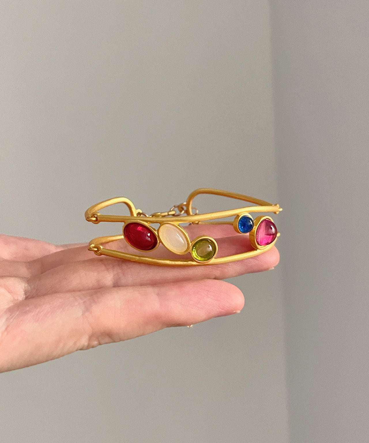 Gold Copper Alloy Hollow Out Diamond Bracelet
