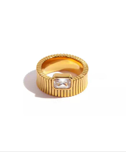 Luxe Bold Crystal Ring
