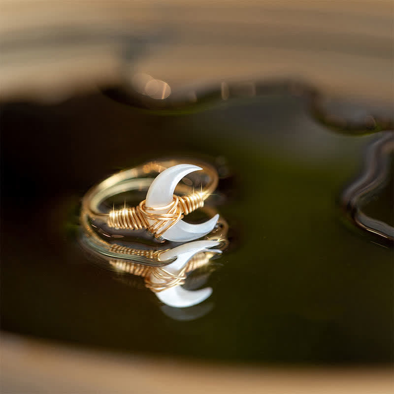 Buddha Stones Natural Tridacna Stone Moon 14k Gold Blessing Ring