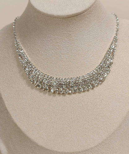 Silk Alloy Zircon Pendant Necklace