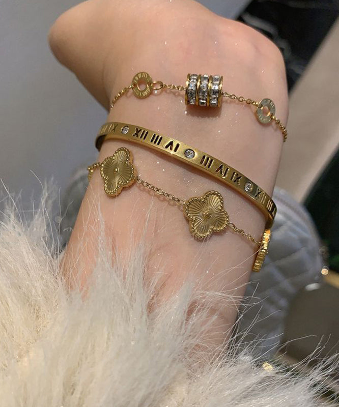 Vogue Gold Stainless Steel Alloy Zircon Graphic Four Leaf Clover Charm Bracelet Three-piece Set