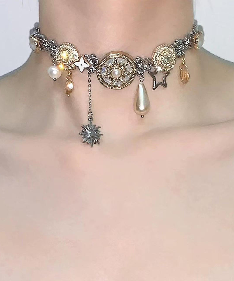 Gold Button Pearl Titanium Steel Choker