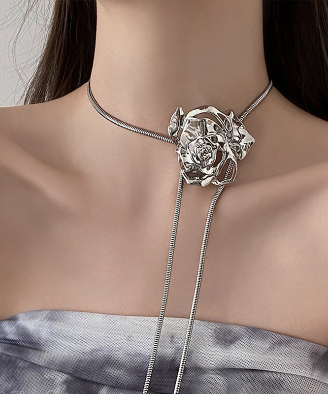 Fine Silk Sterling Silver Alloy Can Be Pulled Rose Pendant Necklace