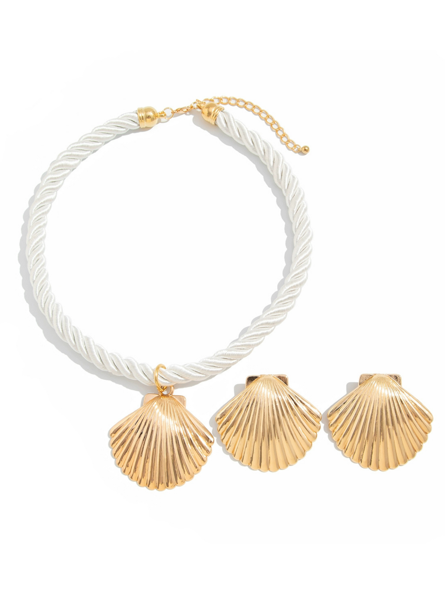 Kay Scallop Necklace Set
