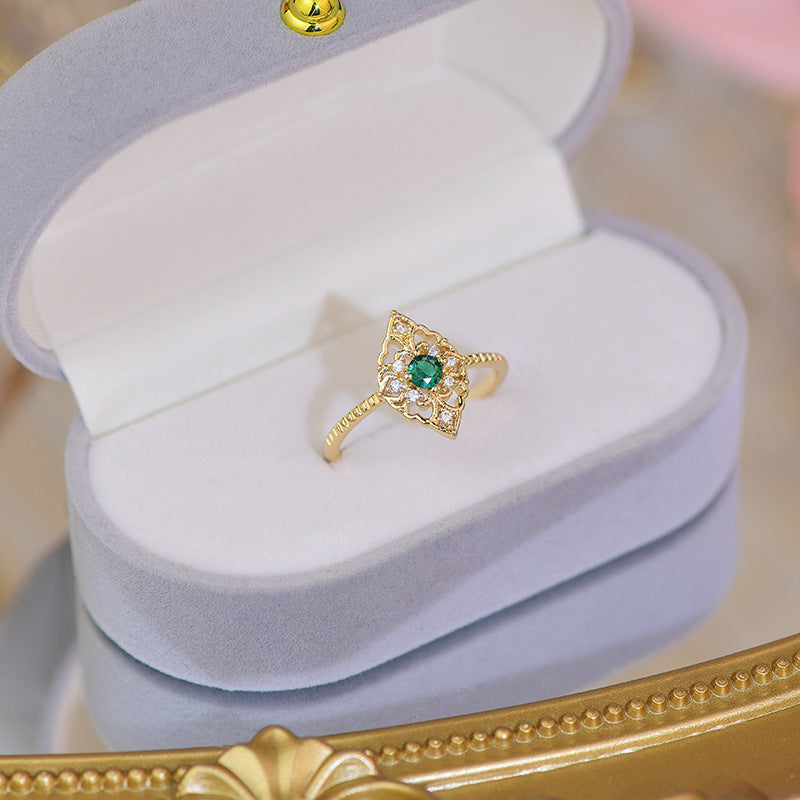 Elsie Baroque Emerald Ring