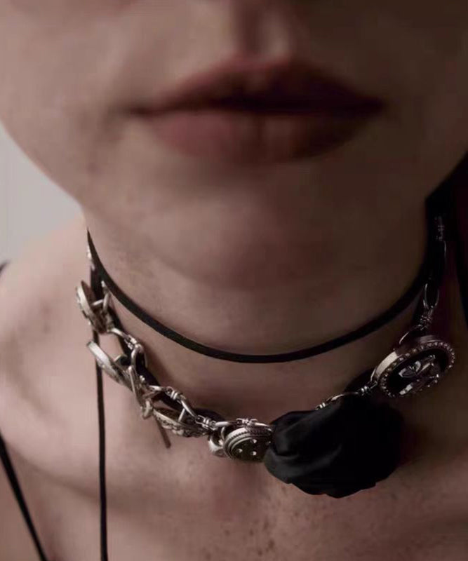 Black Sterling Silver Rose Necklace Yr011