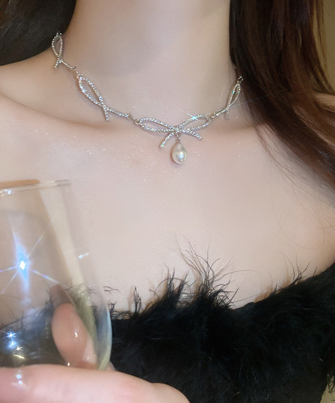 Silk Alloy Zircon Bow Pearl Pendant Necklace