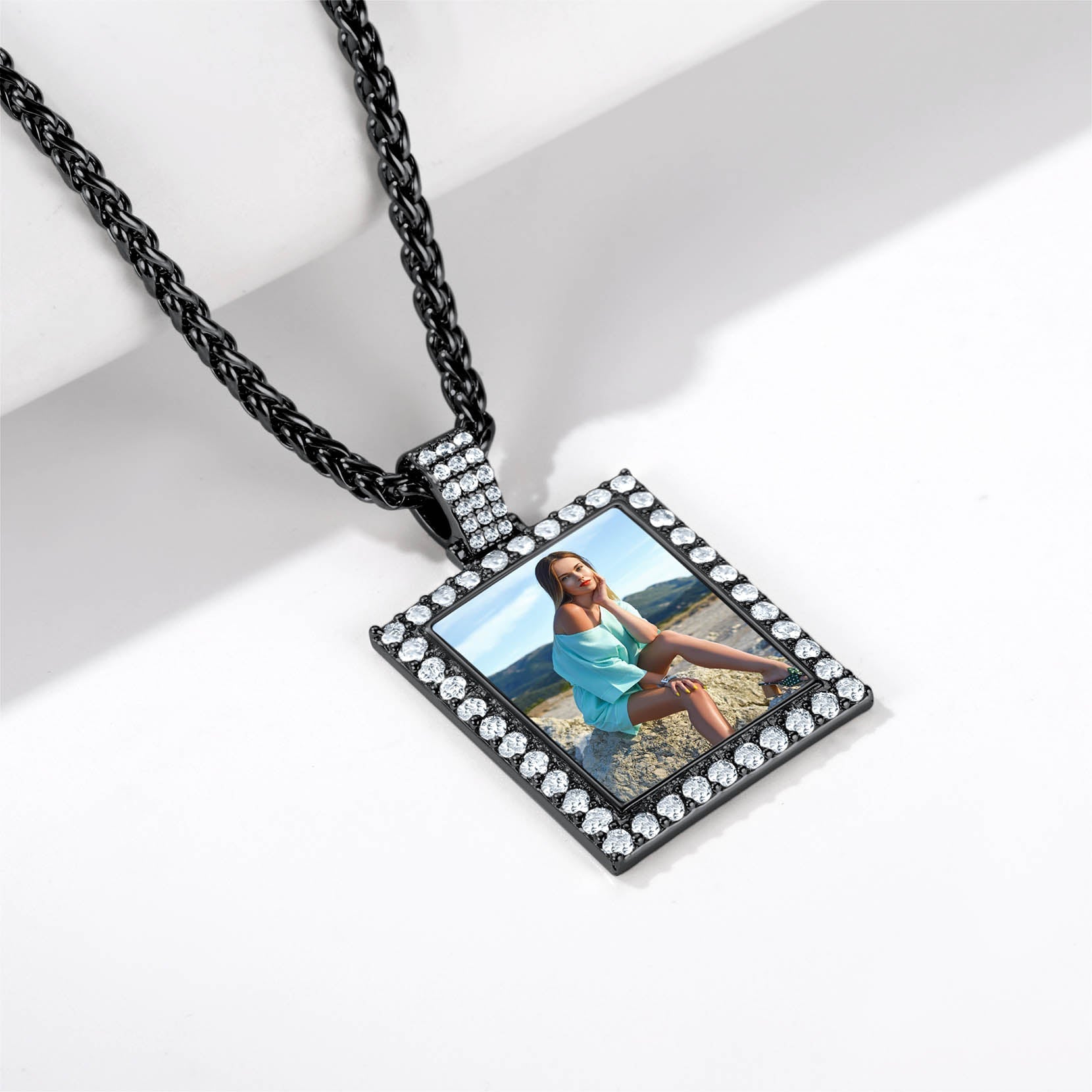 Customized Frame Picture Necklace Memorial Gift for