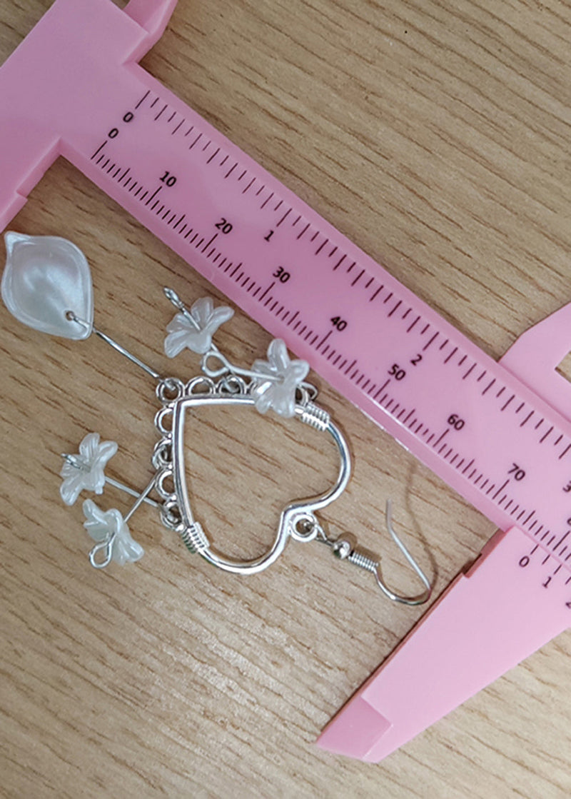 Fine White Flower Acrylic Heart-shaped Long Drop Earrings