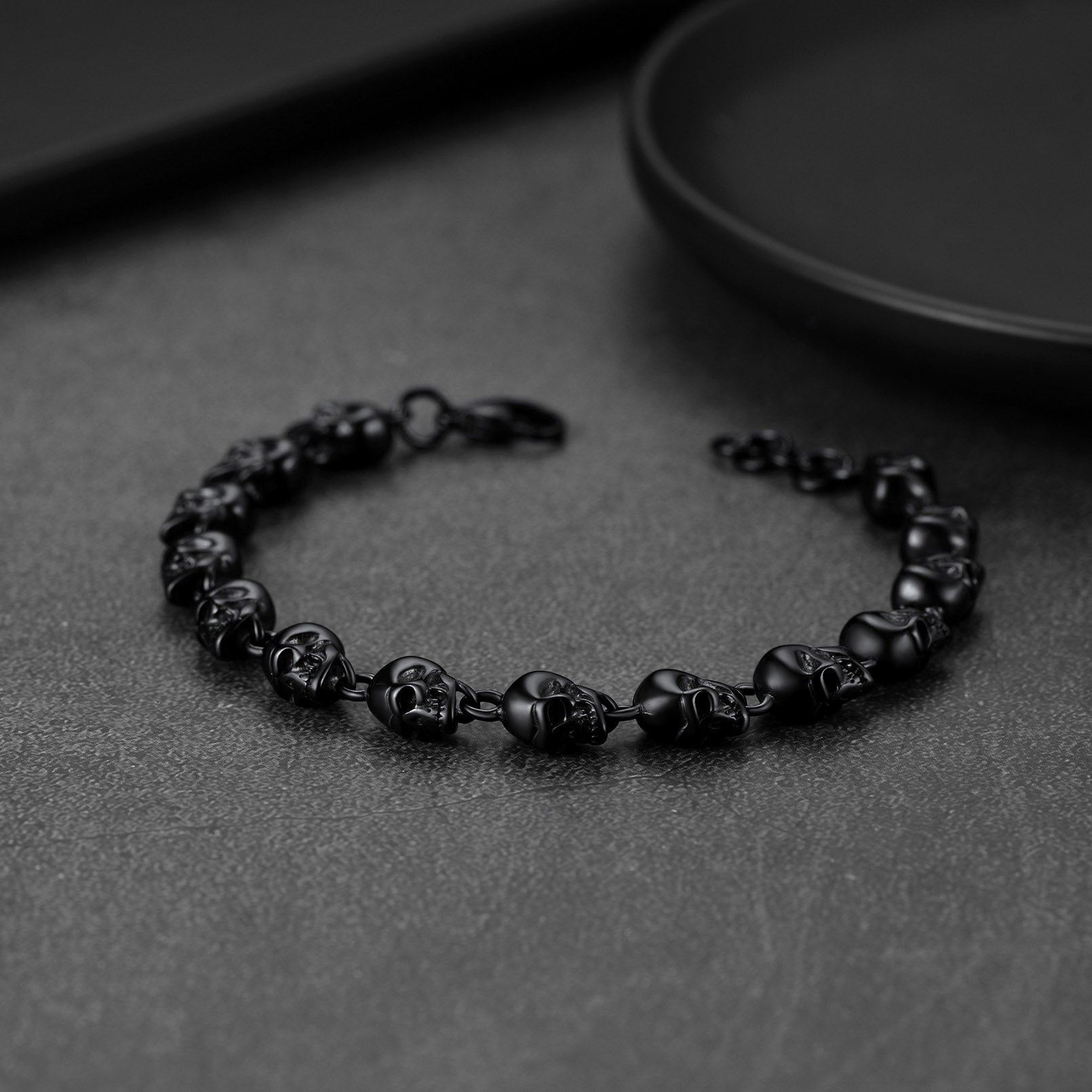 Gothic Linked Chain Skull Bracelet for