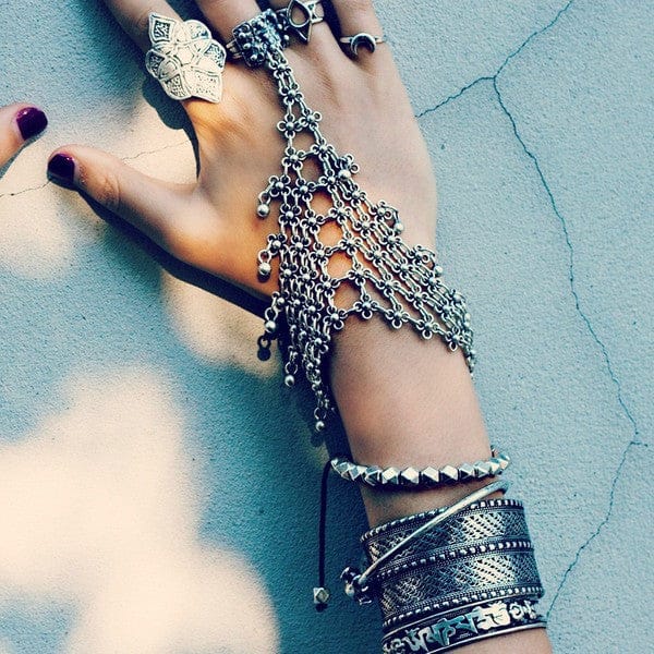 Chain Flower Finger Bracelet