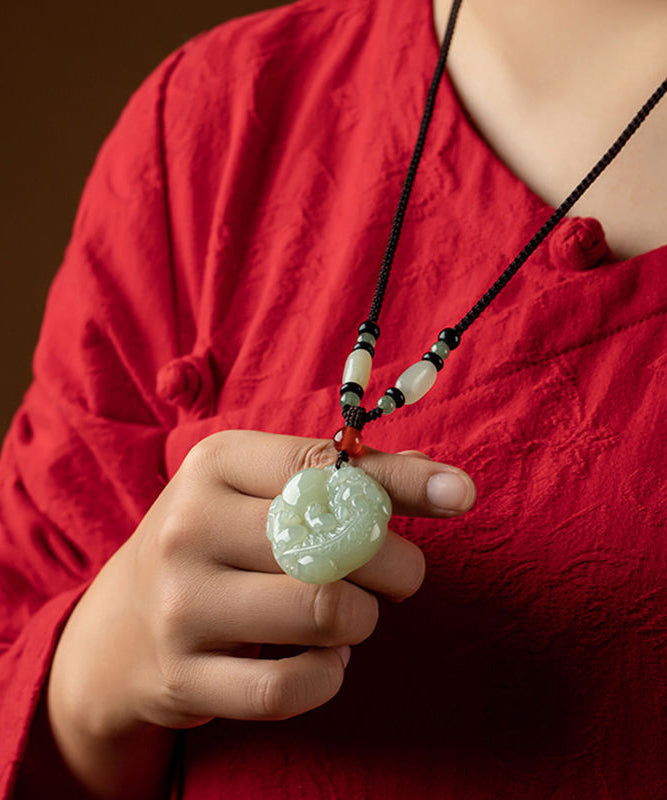 Handmade Black Jade a Mythical Wild Animal Pendant Necklace Kx1043