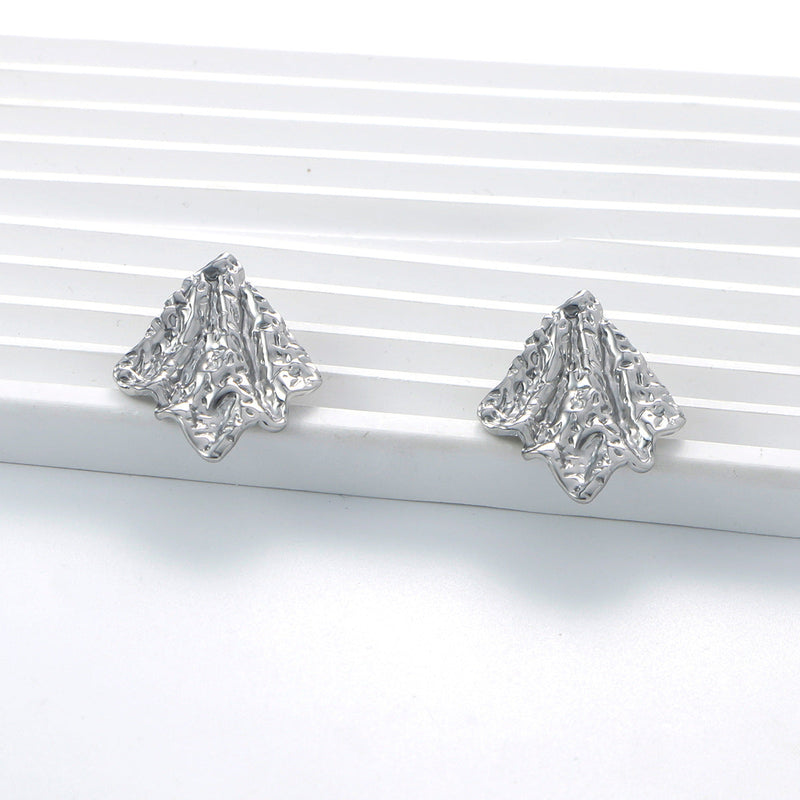 Courtlyn Hammered Irregular Earrings