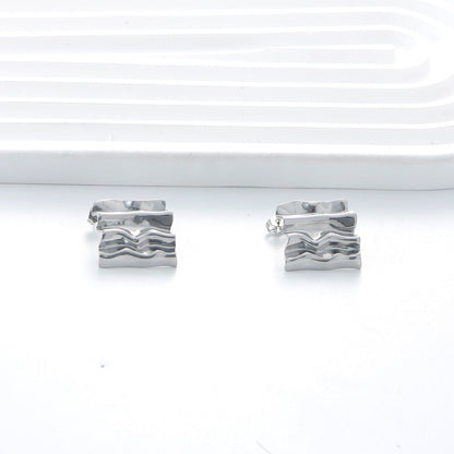 Courtlyn Hammered Irregular Earrings