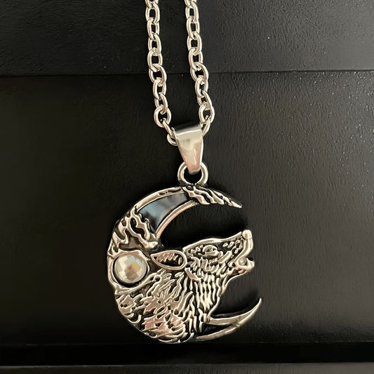 Lunar Wolf���s Call Necklace