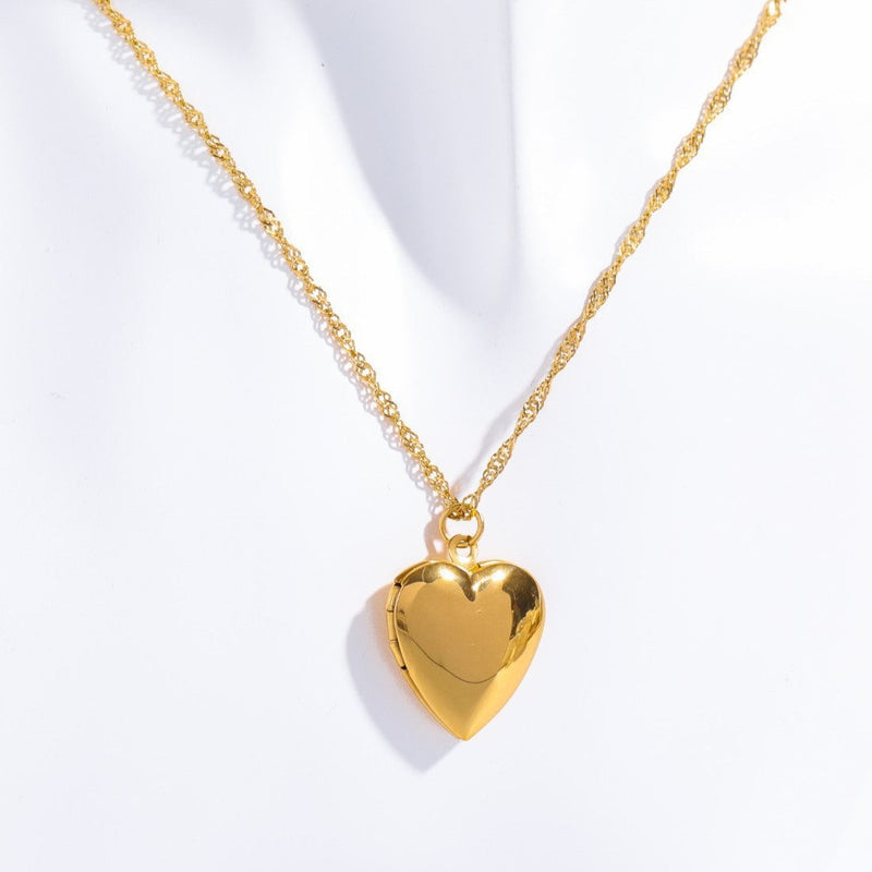 Kai Keepsake Locket Necklace