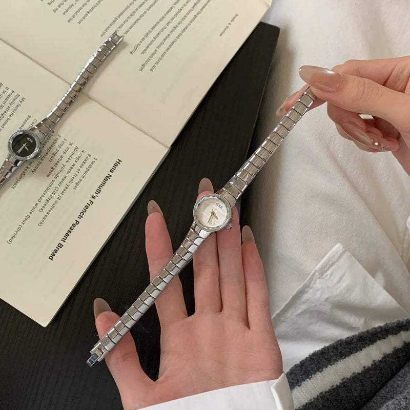 Round Dial Bracelet Watch