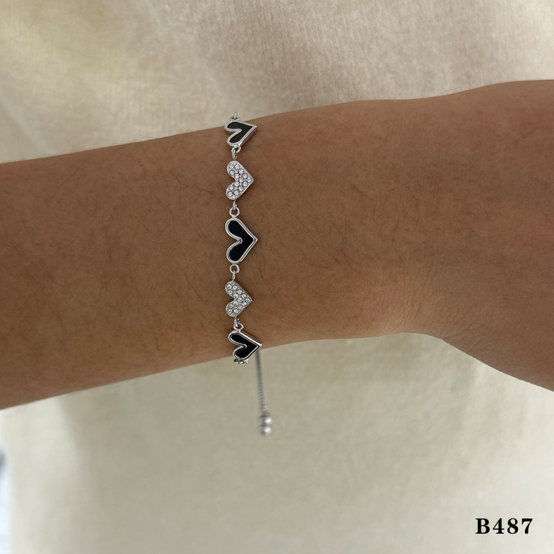Nilah Diamond Heart Charm Bracelet
