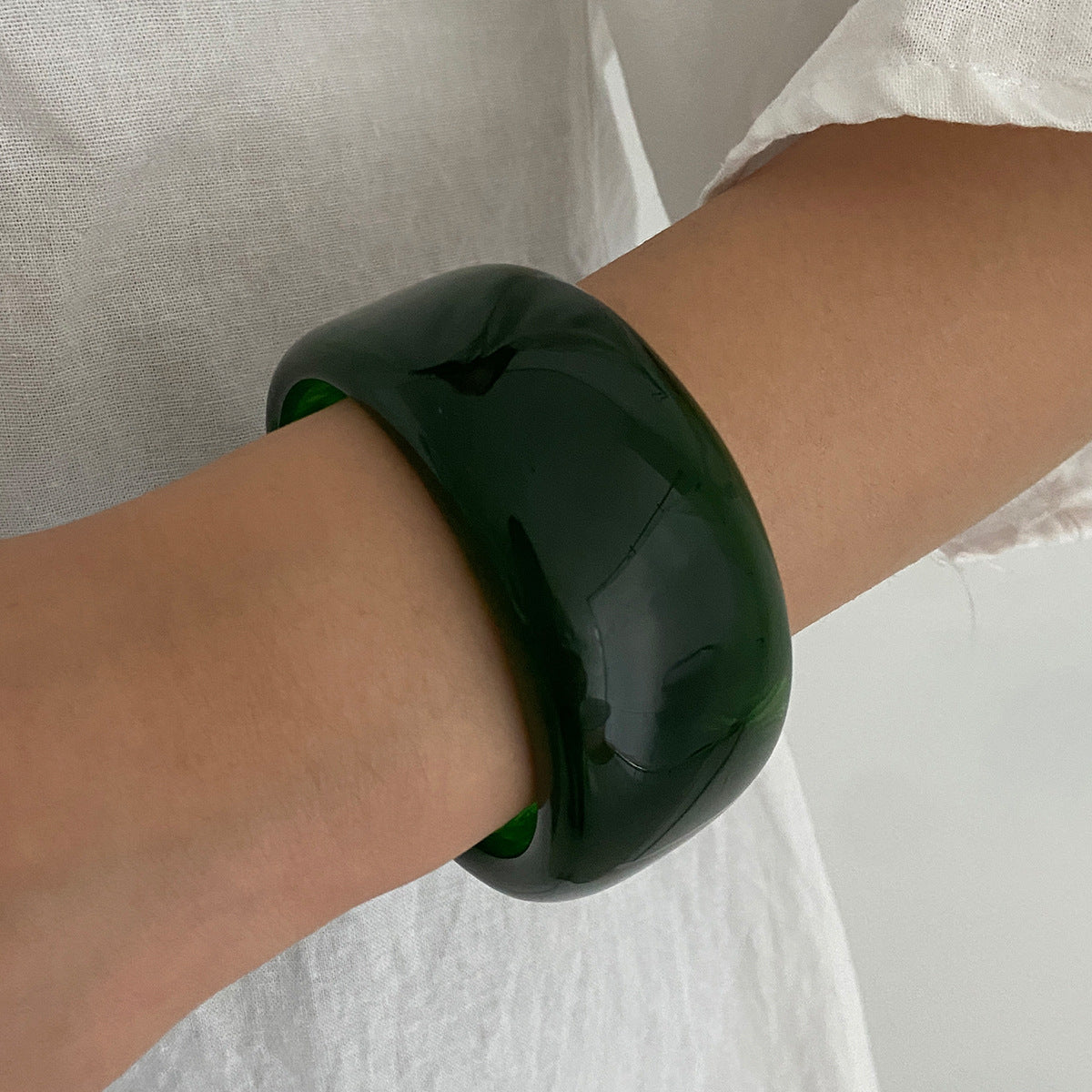 Kataleah Faceted Acrylic Bracelet