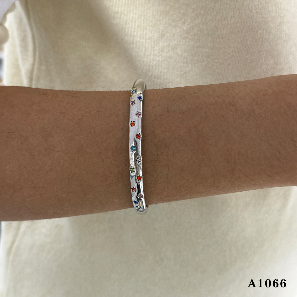 Nilah Diamond Heart Charm Bracelet