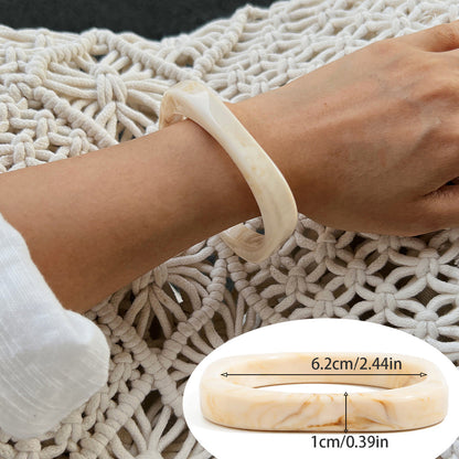 Ivyonna Irregular Resin Bangle