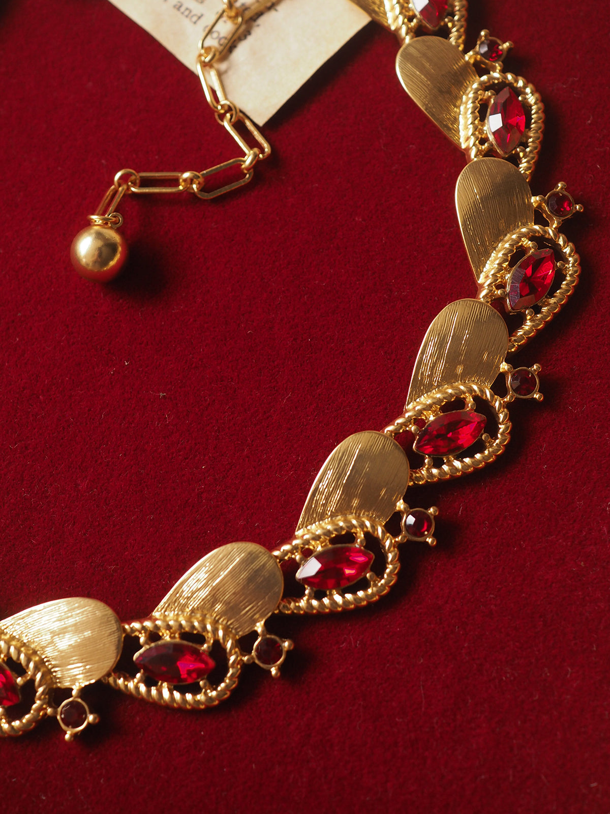 Jirah Ruby-red Necklace