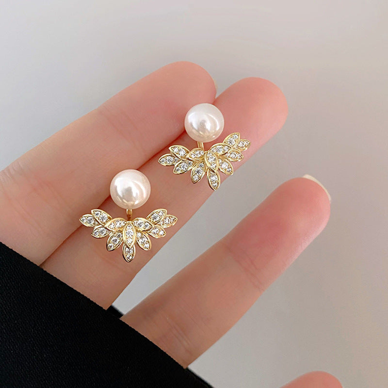 Jamila Gold Petal Pearl Earrings