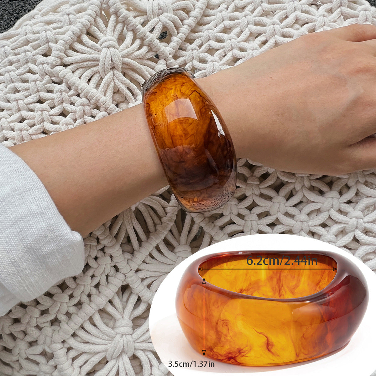 Ivyonna Irregular Resin Bangle