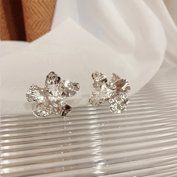 Ryla Sculptural Studs