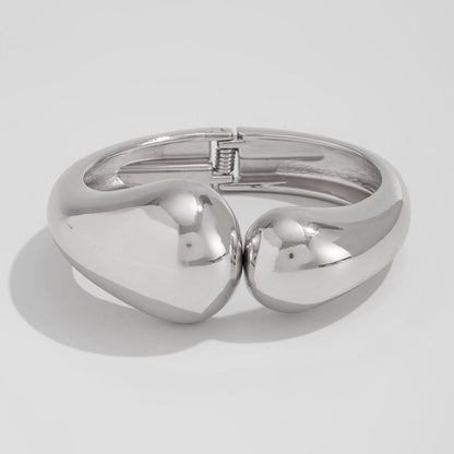Reid Irregular Water Drop Cuff