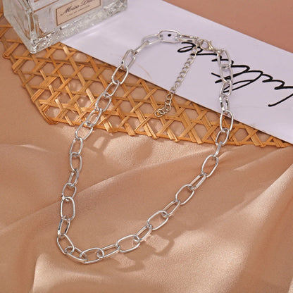 Aashi Geometric Chain Necklace