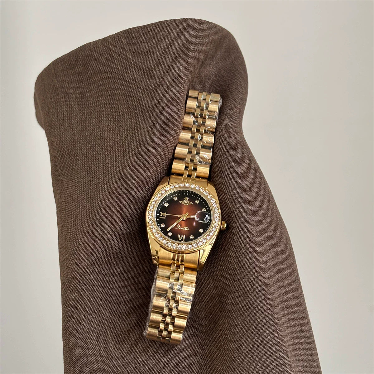 Inspired Round Bracelet Watch
