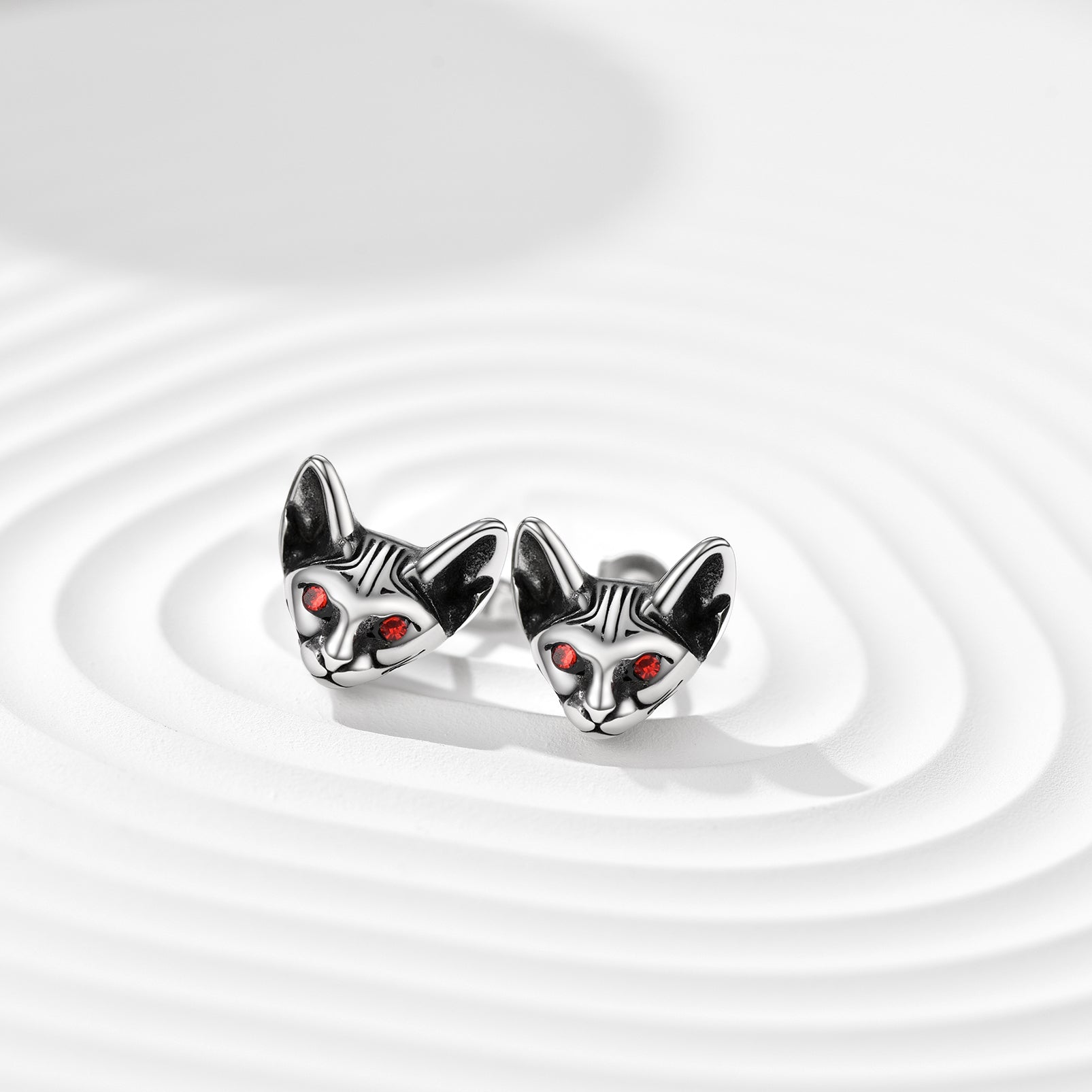Flash Quirky Cat Kitten Stud Earrings for