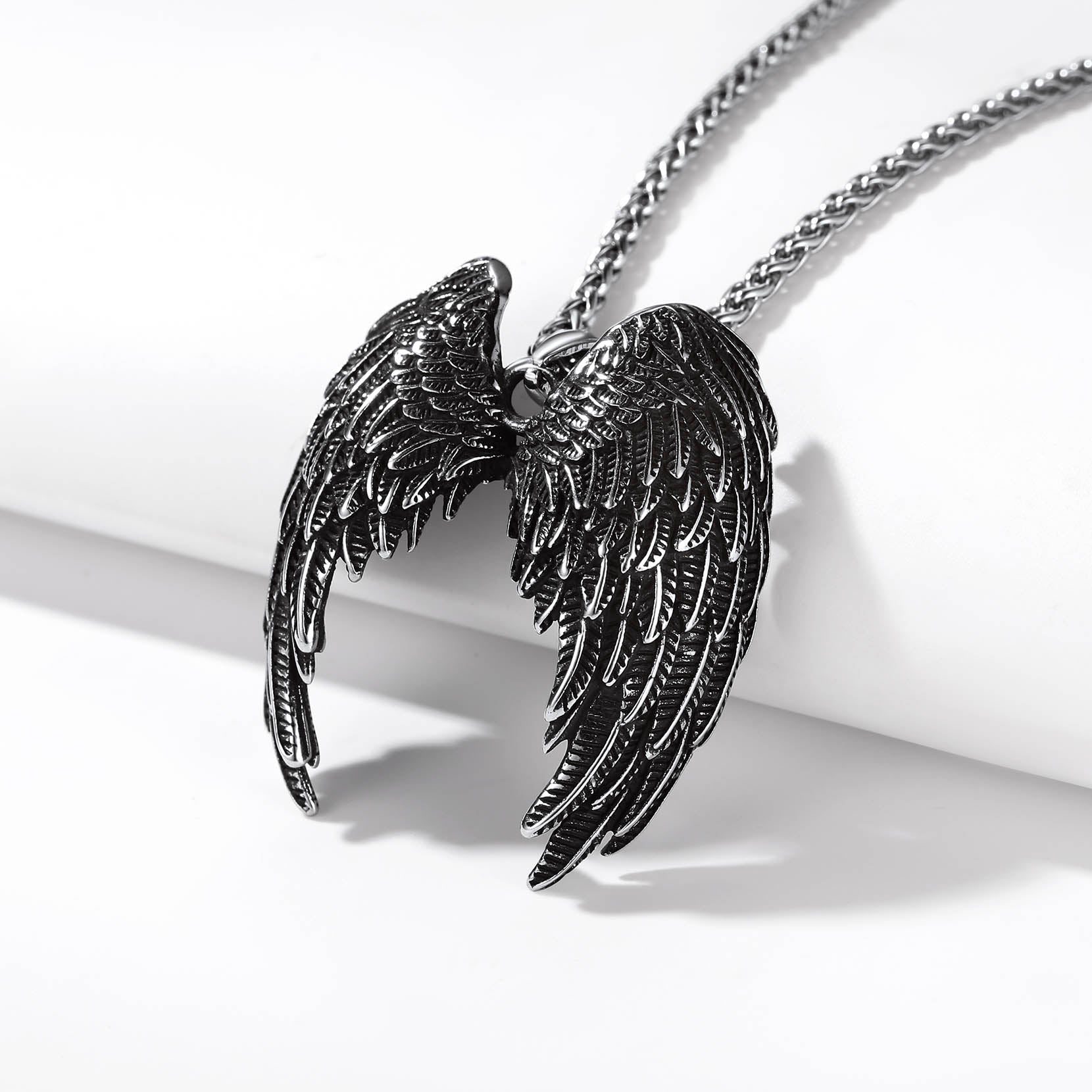 Flash Angel Wings Pendant Necklace for