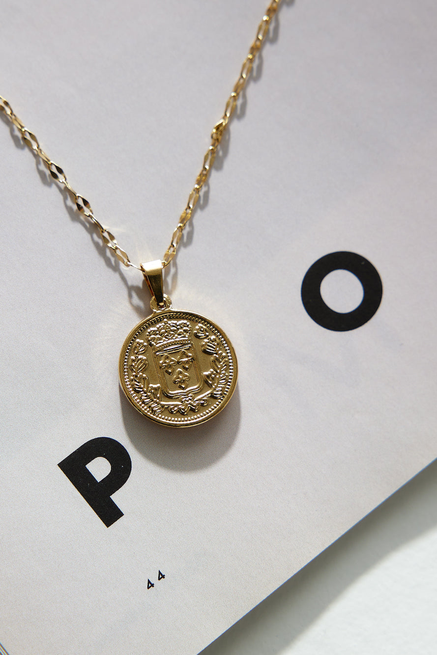 18k Gold Plated Standing Ovations Necklace