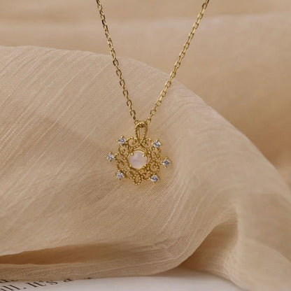 Alice Moonstone Necklace