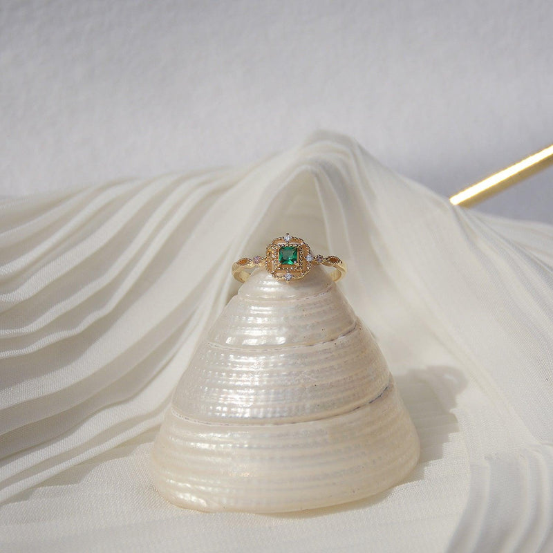 [sample ] Kelly Baroque Ring (2 Styles)