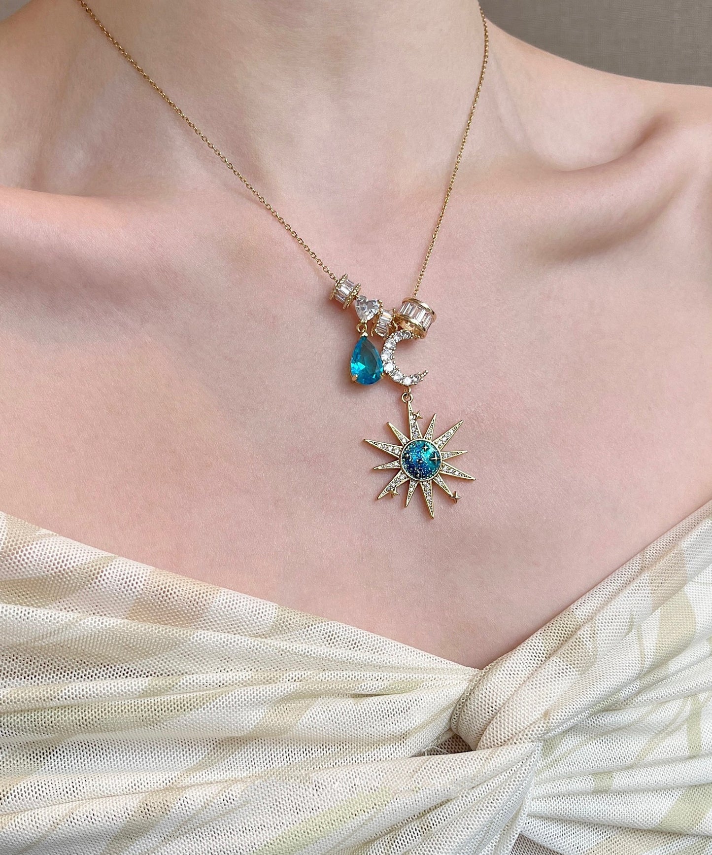 Blue Sun Moon Zircon Alloy Pendant Necklace