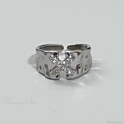 Gender-neutral Wings Skeleton Gothic Ring